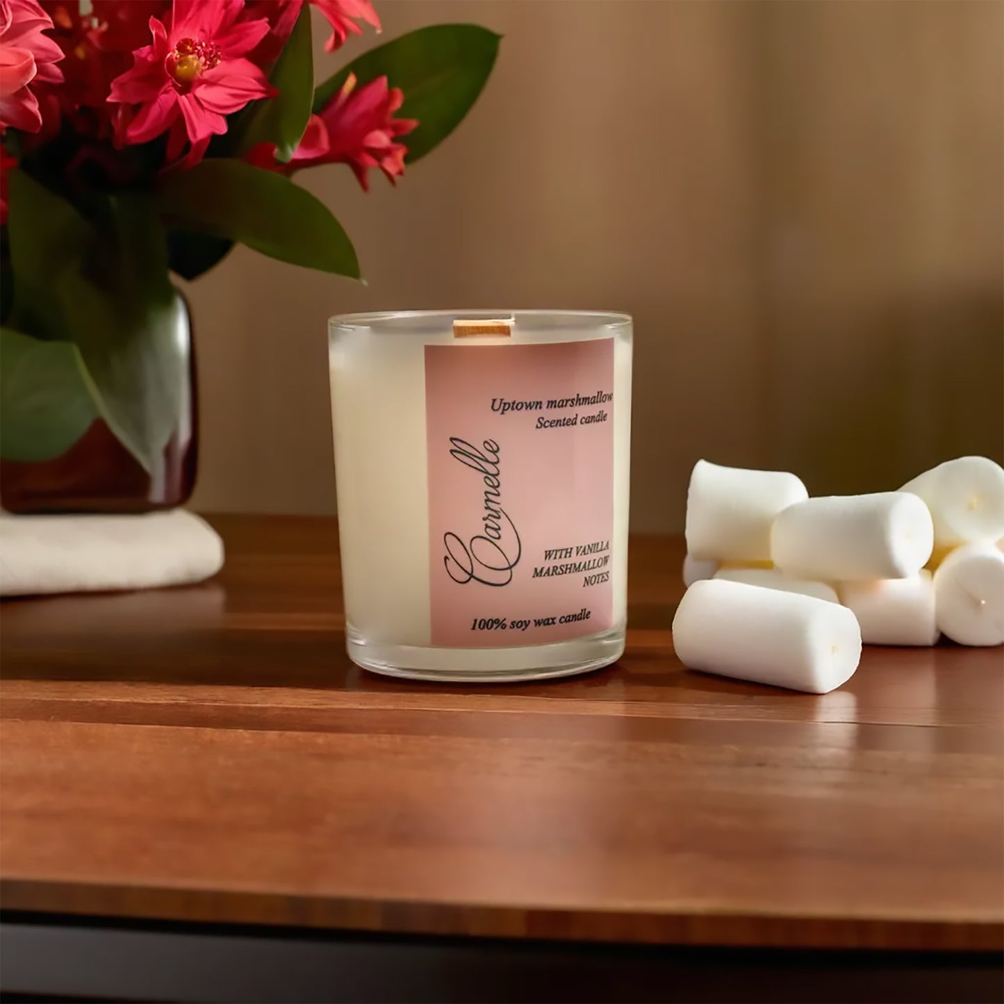 Natural soy wax scented wooden wick candle - Uptown Marshmallow