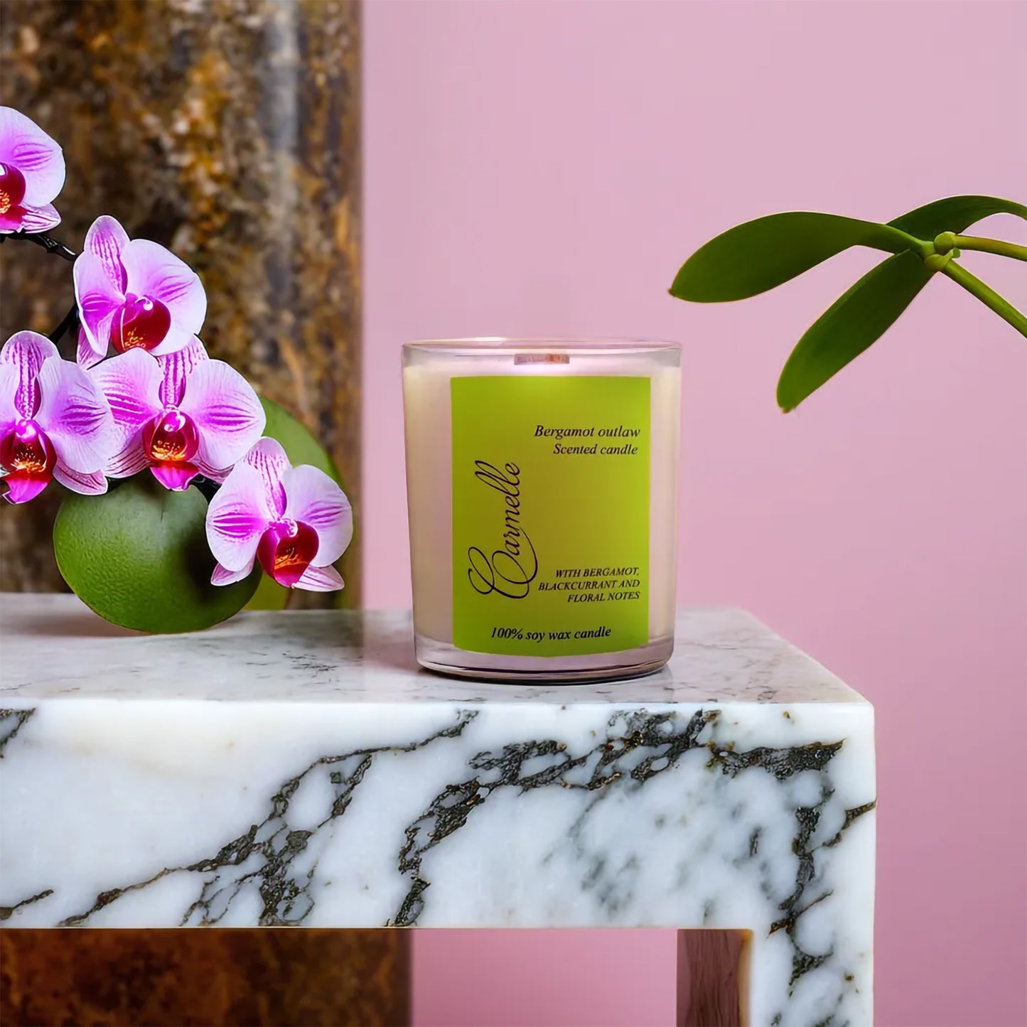 Natural soy wax scented wooden wick candle - Bergamot Outlaw