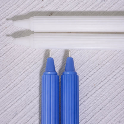 Crown-Forming Taper Candle Blue