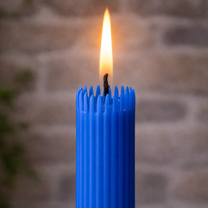 Crown-Forming Taper Candle Blue
