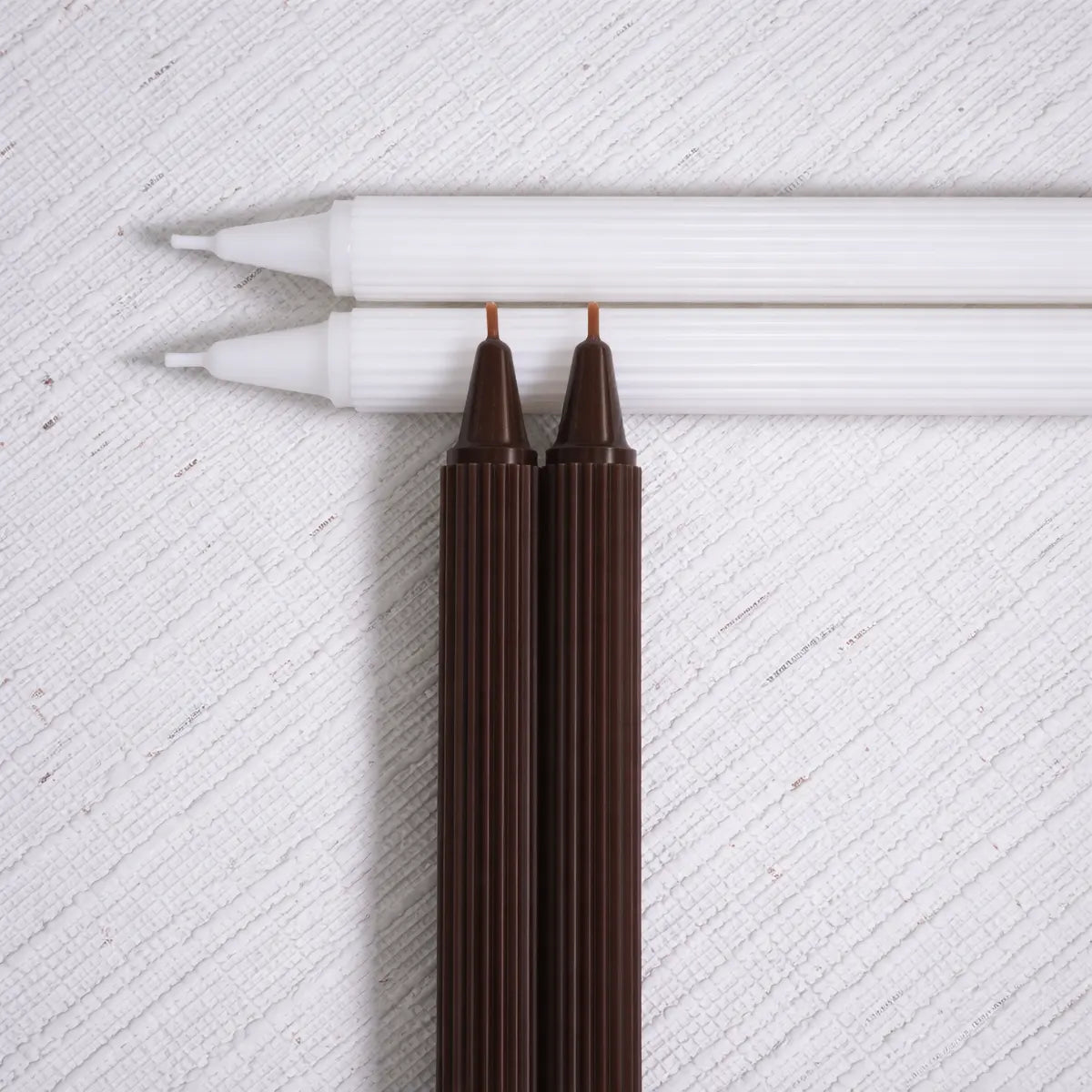Crown-Forming Taper Candle Brown