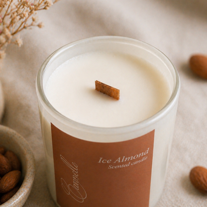 Dabīga sojas vaska svece ar koka dakti – Ice Almond