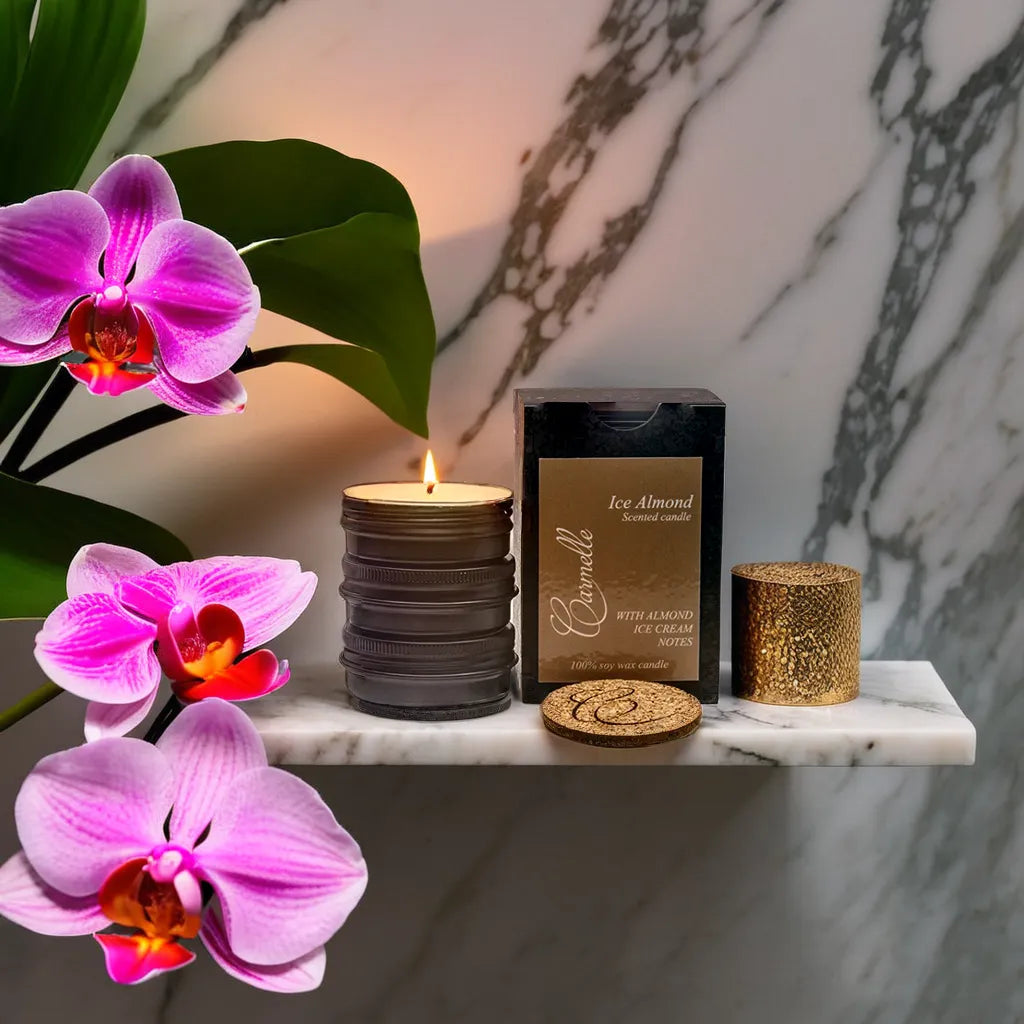 Soy wax scented candle Ice Almond