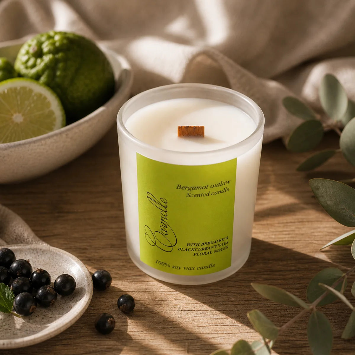 Natural soy wax candle with wooden wick  - Bergamot Outlaw