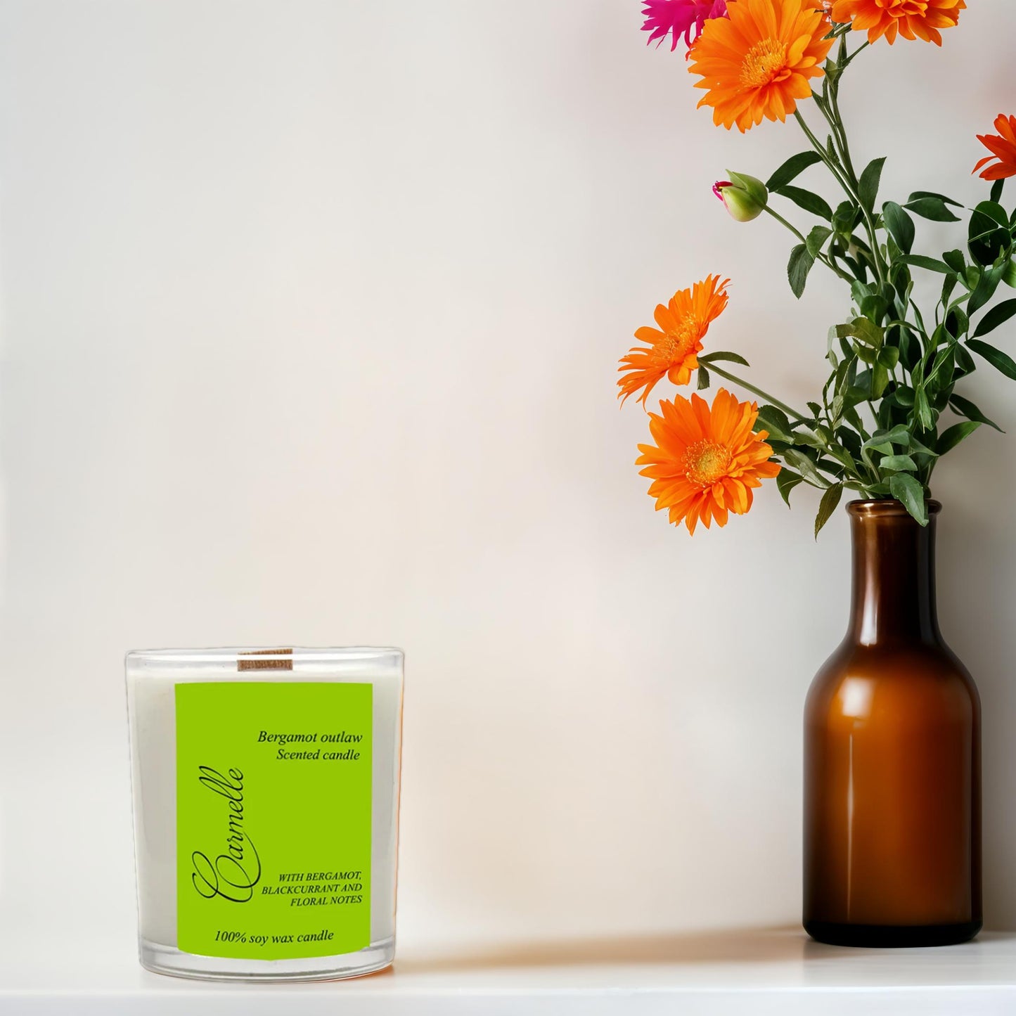 Natural soy wax scented wooden wick candle - Bergamot Outlaw